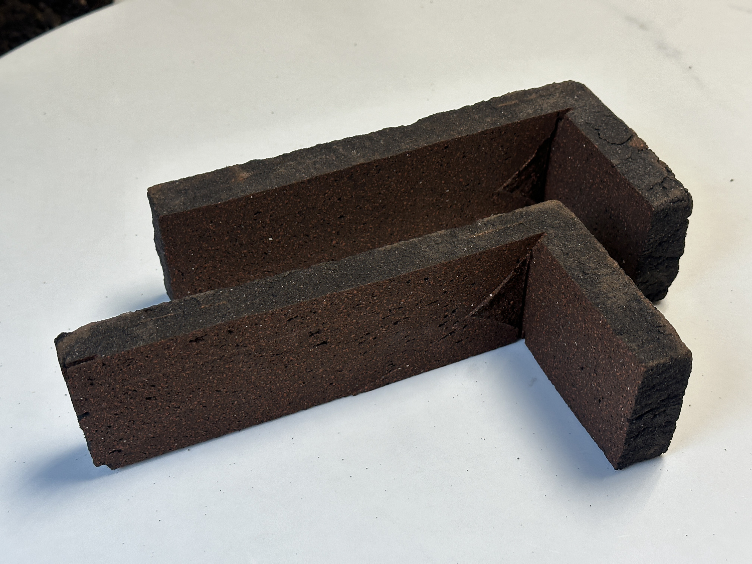 Распил кирпича