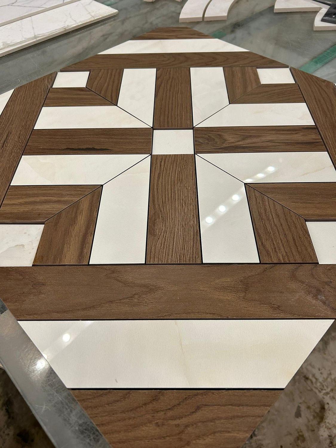 Керамогранит на кухню. Алмазная резка