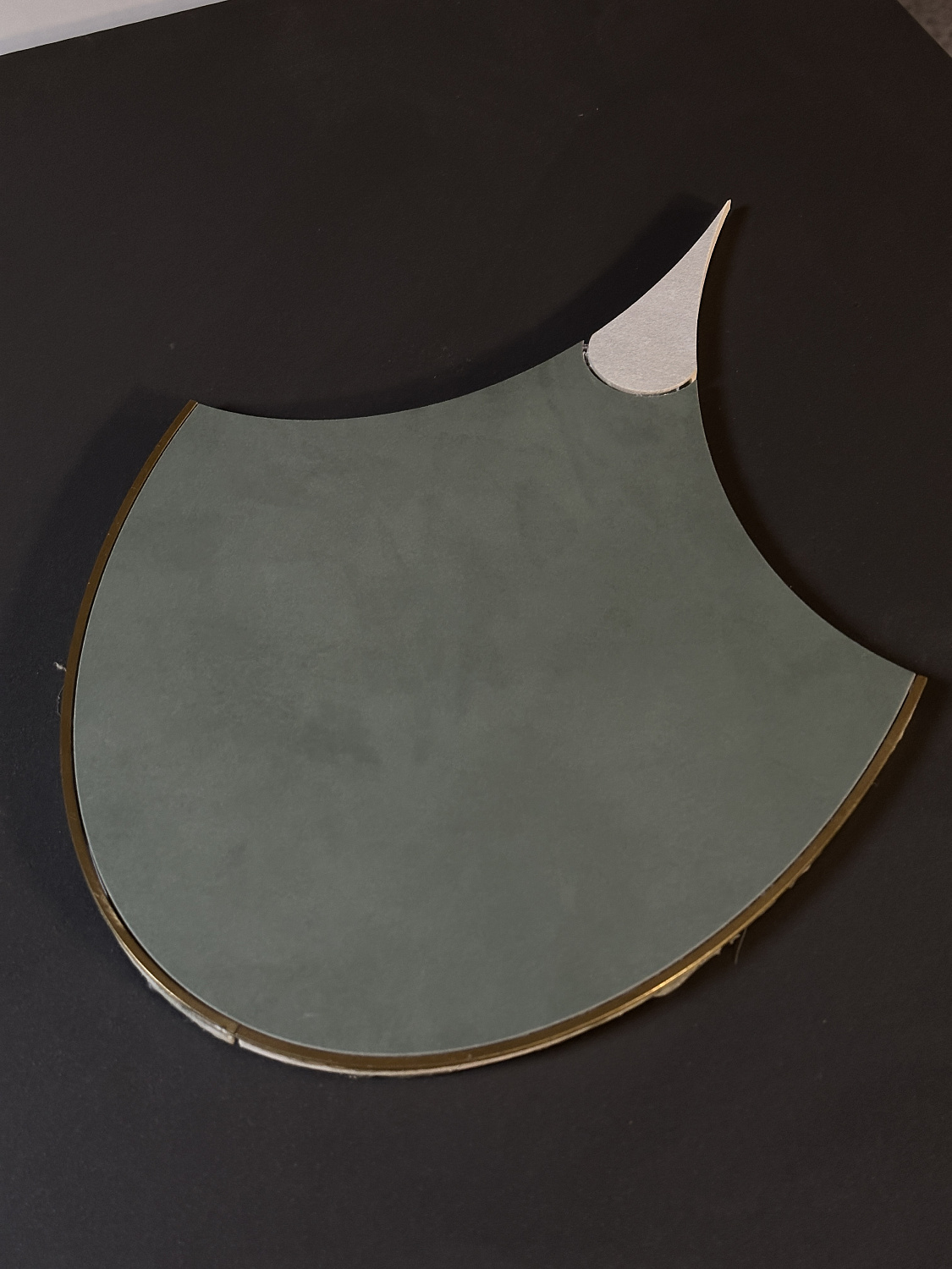 Гидроабразивная резка и латунный профиль