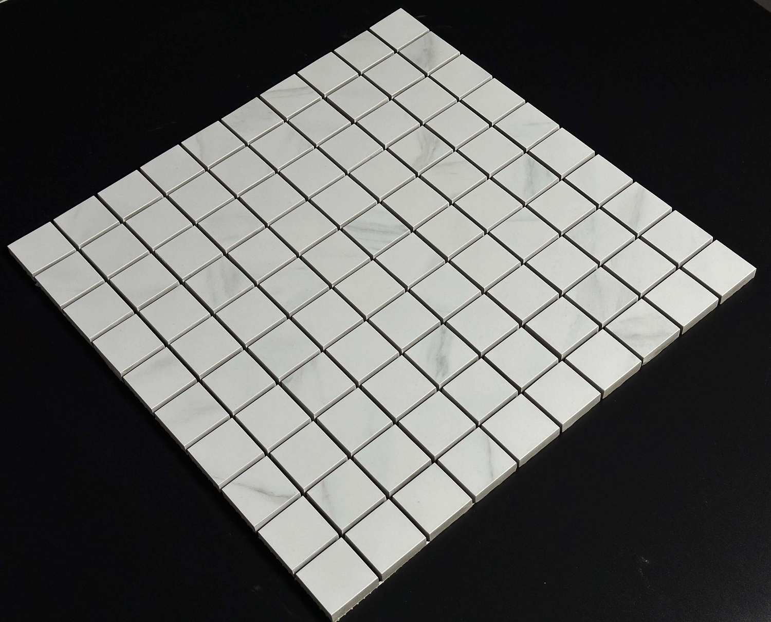 Квадратный чип